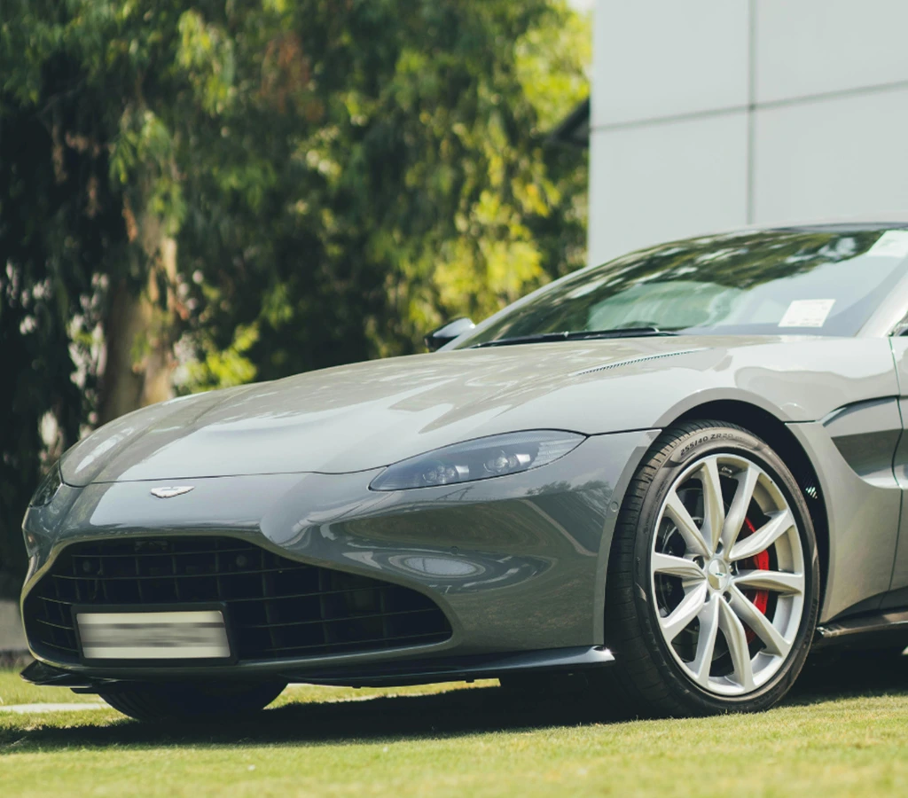 grey-aston-martin-vantage